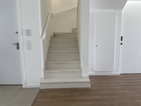 Fantásticas moradias em zona privilegiada da Fuzeta com vista mar!