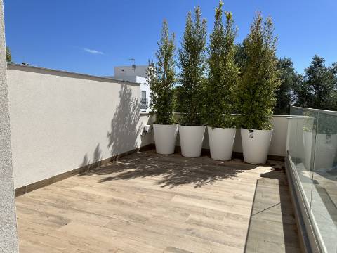 Fantásticas moradias em zona privilegiada da Fuzeta com vista mar!