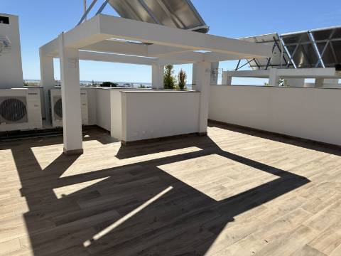 Fantásticas moradias em zona privilegiada da Fuzeta com vista mar!