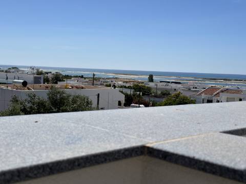 Fantásticas moradias em zona privilegiada da Fuzeta com vista mar!