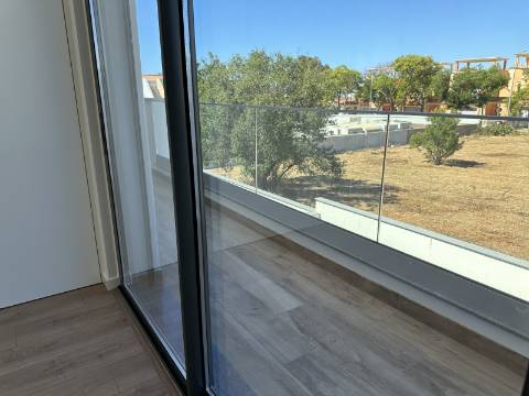 Fantásticas moradias em zona privilegiada da Fuzeta com vista mar!