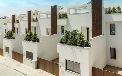 Fantásticas moradias em zona privilegiada da Fuzeta com vista mar!