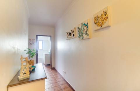 Apartamento T1+1 de Arrendamento - Setembro a Junho em Alvor