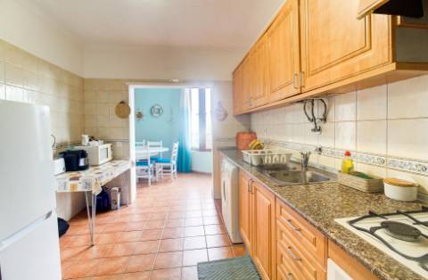 Apartamento T1+1 de Arrendamento - Setembro a Junho em Alvor
