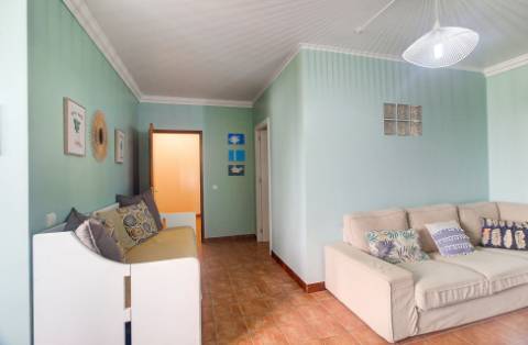 Apartamento T1+1 de Arrendamento - Setembro a Junho em Alvor