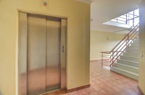 Apartamento T1+1 de Arrendamento - Setembro a Junho em Alvor