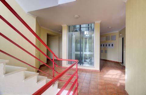 Apartamento T1+1 de Arrendamento - Setembro a Junho em Alvor