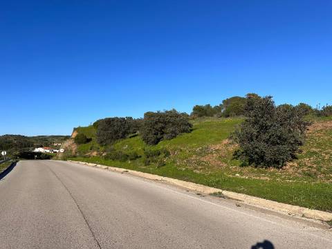 Terreno Rústico com 13.480m2 no Malhão - Castro Marim