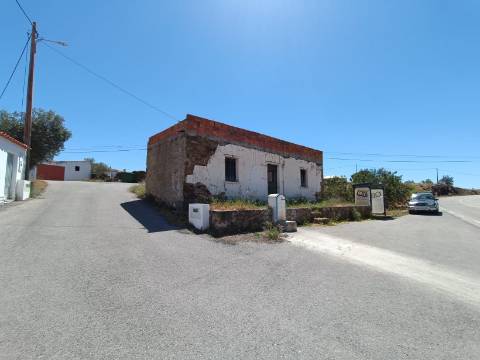 MORADIA ISOLADA - COM TERRENO - NA SENTINELA EM CASTRO MARIM - ALGARVE