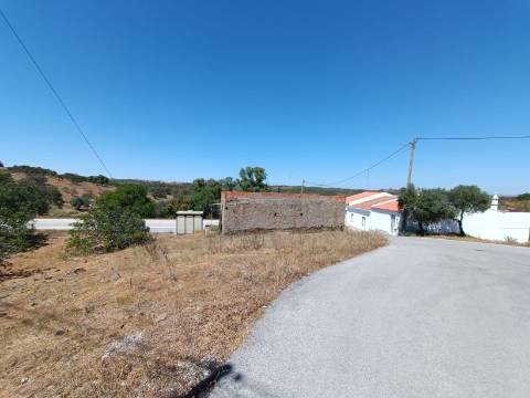 MORADIA ISOLADA - COM TERRENO - NA SENTINELA EM CASTRO MARIM - ALGARVE