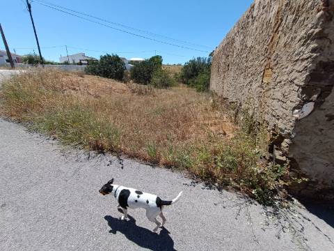 MORADIA ISOLADA - COM TERRENO - NA SENTINELA EM CASTRO MARIM - ALGARVE