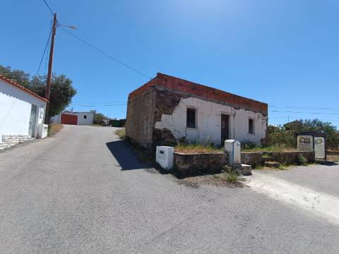 MORADIA ISOLADA - COM TERRENO - NA SENTINELA EM CASTRO MARIM - ALGARVE
