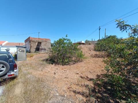 MORADIA ISOLADA - COM TERRENO - NA SENTINELA EM CASTRO MARIM - ALGARVE