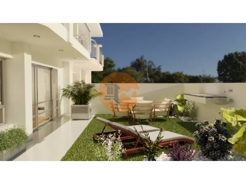 Nova moradia T4 com terraço com jacuzzi em Tavira