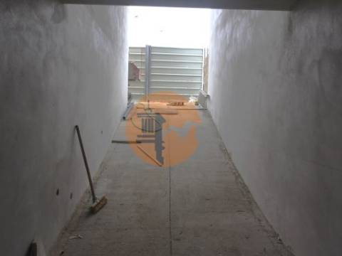 Nova moradia T4 com terraço com jacuzzi em Tavira