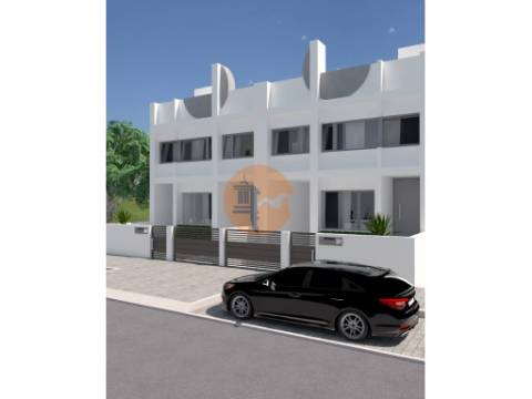 Nova moradia T4 com terraço com jacuzzi em Tavira