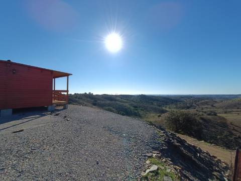 TERRENO COM 12.720 M2 - VISTA MAR - COM ARVORES - REGA - BOMBA E PAINEIS SOLARES - CAMPEIROS - CASTRO MARIM - ALGARVE