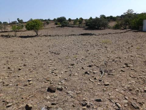 TERRENO COM 440 M2 JUNTO A ALDEIA DA CASA BRANCA EM BALURCOS - ALCOUTIM
