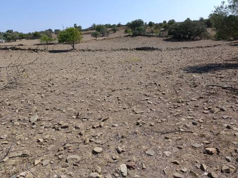 TERRENO COM 440 M2 JUNTO A ALDEIA DA CASA BRANCA EM BALURCOS - ALCOUTIM