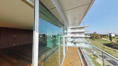 T4 de Luxo - Restelo