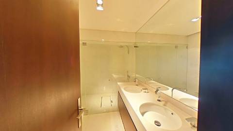 T4 de Luxo - Restelo