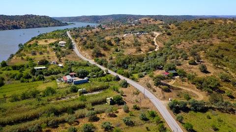 TERRENO RUSTICO COM 5.520 M2 - VISTA RIO GUADIANA - FOZ DE ODELEITE - CASTRO MARIM - ALGARVE