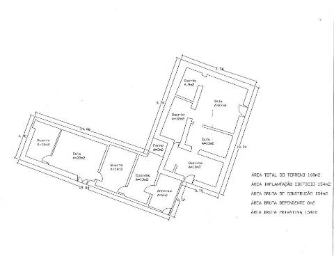 Terreno Urbano com casa antiga em Tavira