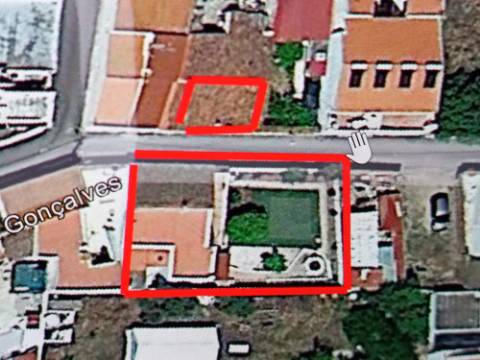 MORADIA T4 - COM TERRAÇO - COM JARDIM E POÇO - NO CENTRO DO AZINHAL EM CASTRO MARIM - ALGARVE