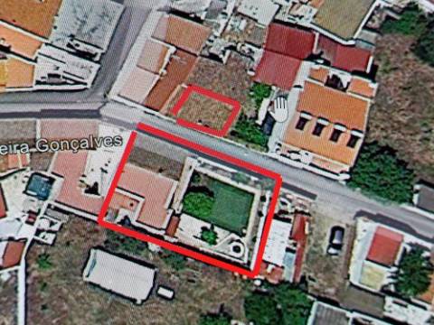 MORADIA T4 - COM TERRAÇO - COM JARDIM E POÇO - NO CENTRO DO AZINHAL EM CASTRO MARIM - ALGARVE