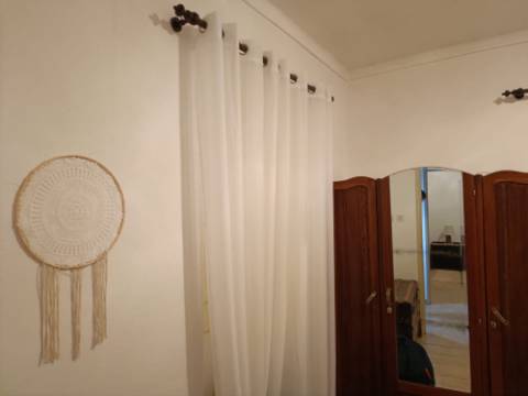 MORADIA T4 - COM TERRAÇO - COM JARDIM E POÇO - NO CENTRO DO AZINHAL EM CASTRO MARIM - ALGARVE