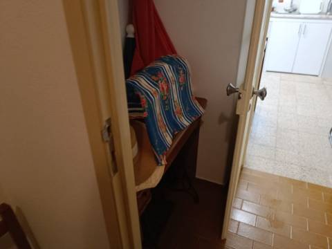 MORADIA T4 - COM TERRAÇO - COM JARDIM E POÇO - NO CENTRO DO AZINHAL EM CASTRO MARIM - ALGARVE