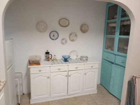 MORADIA T4 - COM TERRAÇO - COM JARDIM E POÇO - NO CENTRO DO AZINHAL EM CASTRO MARIM - ALGARVE