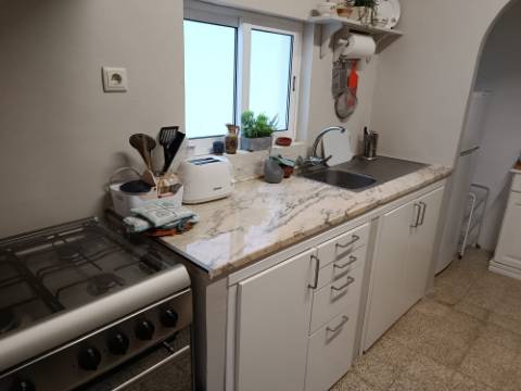 MORADIA T4 - COM TERRAÇO - COM JARDIM E POÇO - NO CENTRO DO AZINHAL EM CASTRO MARIM - ALGARVE