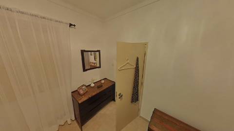 MORADIA T4 - COM TERRAÇO - COM JARDIM E POÇO - NO CENTRO DO AZINHAL EM CASTRO MARIM - ALGARVE