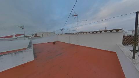 MORADIA T4 - COM TERRAÇO - COM JARDIM E POÇO - NO CENTRO DO AZINHAL EM CASTRO MARIM - ALGARVE