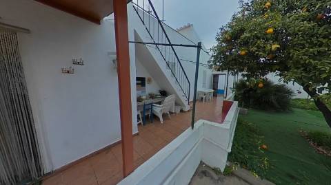 MORADIA T4 - COM TERRAÇO - COM JARDIM E POÇO - NO CENTRO DO AZINHAL EM CASTRO MARIM - ALGARVE