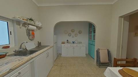 MORADIA T4 - COM TERRAÇO - COM JARDIM E POÇO - NO CENTRO DO AZINHAL EM CASTRO MARIM - ALGARVE