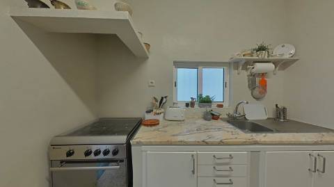 MORADIA T4 - COM TERRAÇO - COM JARDIM E POÇO - NO CENTRO DO AZINHAL EM CASTRO MARIM - ALGARVE