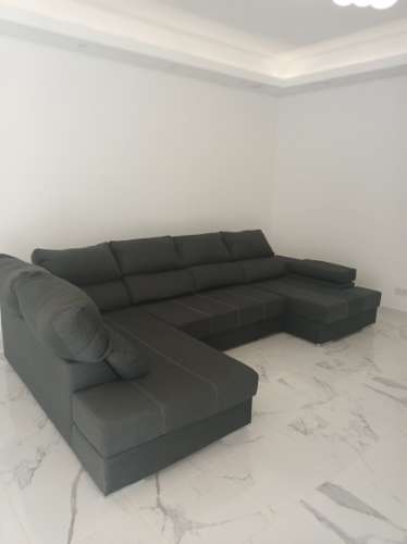 MORADIA ISOLADA COM PISCINA, TERRENO DE 2.250 M2, COMÉRCIO E ARMAZÉM