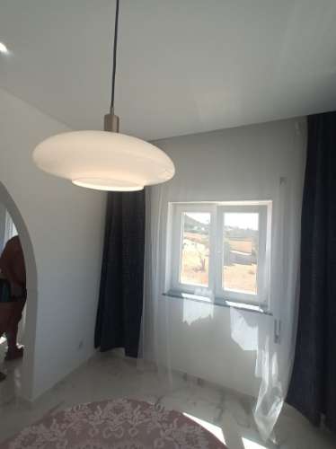 MORADIA ISOLADA COM PISCINA, TERRENO DE 2.250 M2, COMÉRCIO E ARMAZÉM