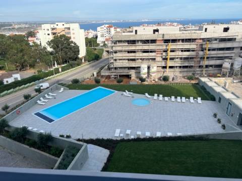 Apartamento Duplex 3 quartos vista mar num condomínio dotado de beleza única!