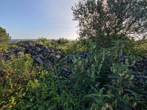 TERRENO COM 42.480 M2 - POSSIBILIDADE DE CONSTRUIR ARMAZEM - BELICHE - CASTRO MARIM - ALGARVE