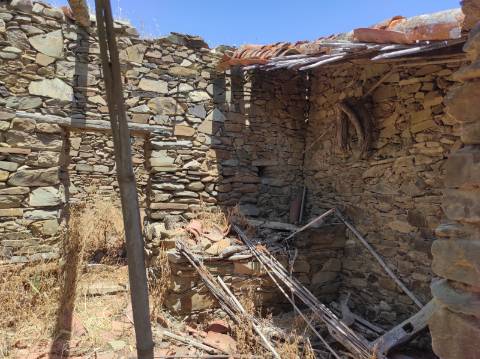 CASA EM PEDRA - COM QUINTAL - ALDEIA CERRO DA VINHA - ALCOUTIM - ALGARVE