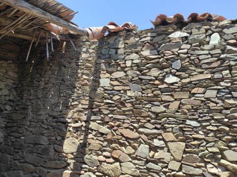 CASA EM PEDRA - COM QUINTAL - ALDEIA CERRO DA VINHA - ALCOUTIM - ALGARVE
