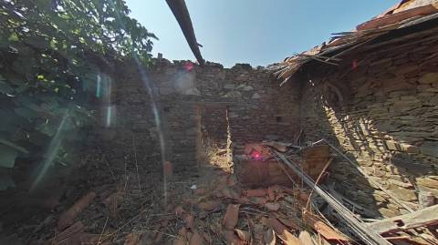 CASA EM PEDRA - COM QUINTAL - ALDEIA CERRO DA VINHA - ALCOUTIM - ALGARVE