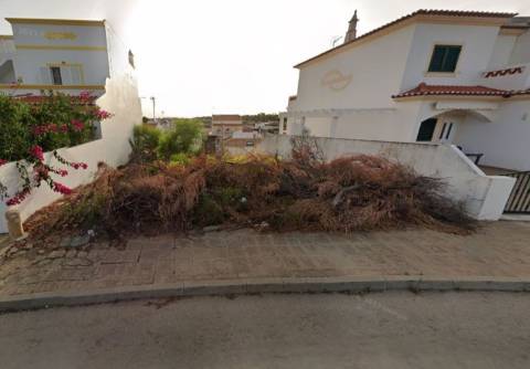 Lote para Construção de Moradia na Retur