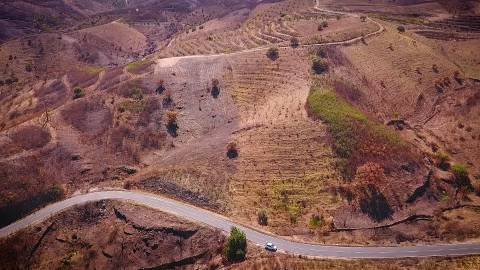 TERRENO RÚSTICO COM 5.920 M2 - BONS ACESSOS - CORTELHA - AZINHAL - CASTRO MARIM - ALGARVE