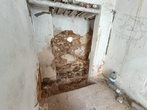 Casa Típica na Baixa de Olhão para recuperar.