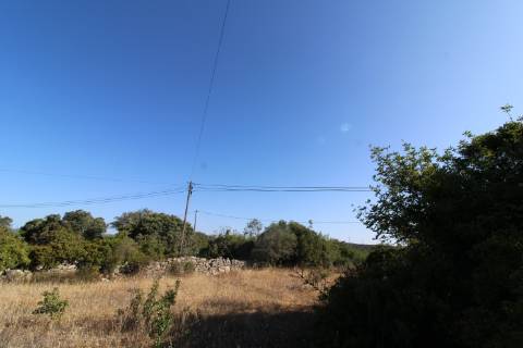 Terreno rústico com 1.640 m2