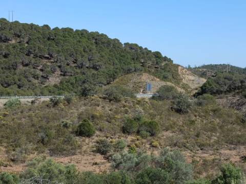 TERRENO COM 19.040 M2 PRÓXIMO AO VALE PEREIRO EM ODELEITE - CASTRO MARIM - ALGARVE